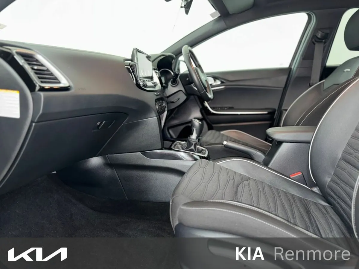 Kia Ceed 1.6D Mhev GTL MY23 5DR - Image 3