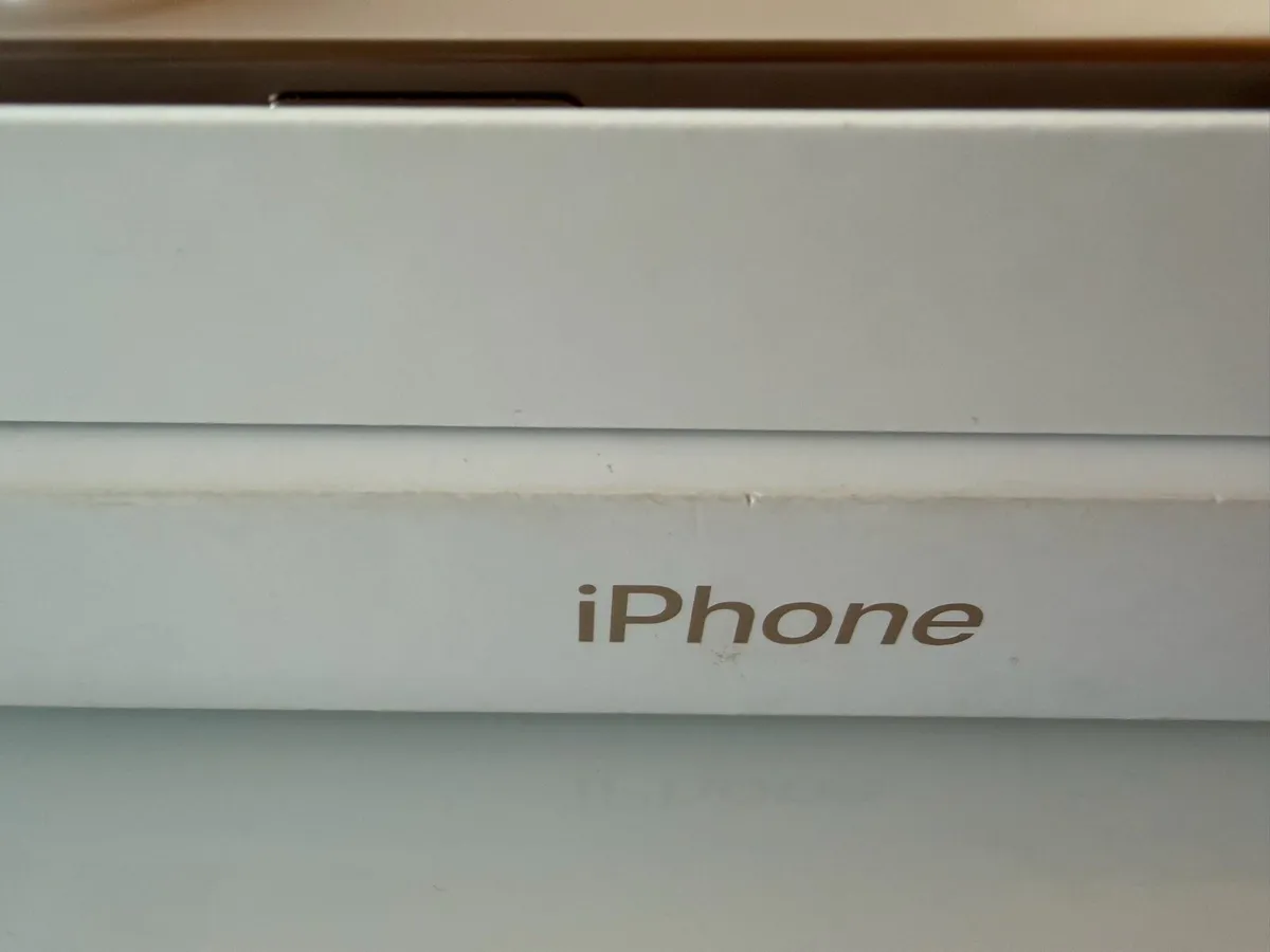 iPhone 16Pro max - Image 2