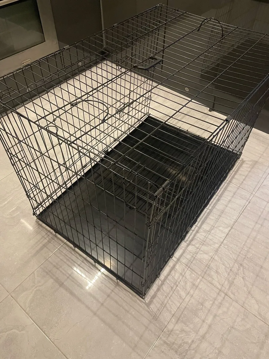 Dog crate - Image 1