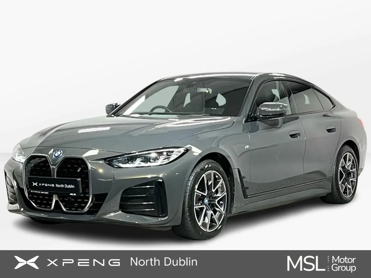 BMW i4 M-Sport eDrive40 340BHP - Reversing Camera - Image 1