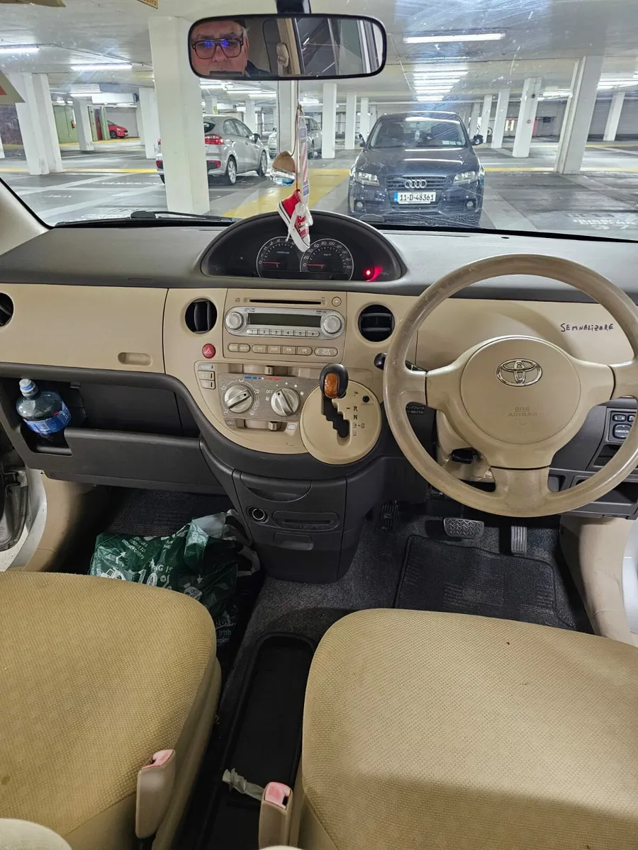 Toyota Sienta, 7 seats Auto variant of Yaris cross - Image 3