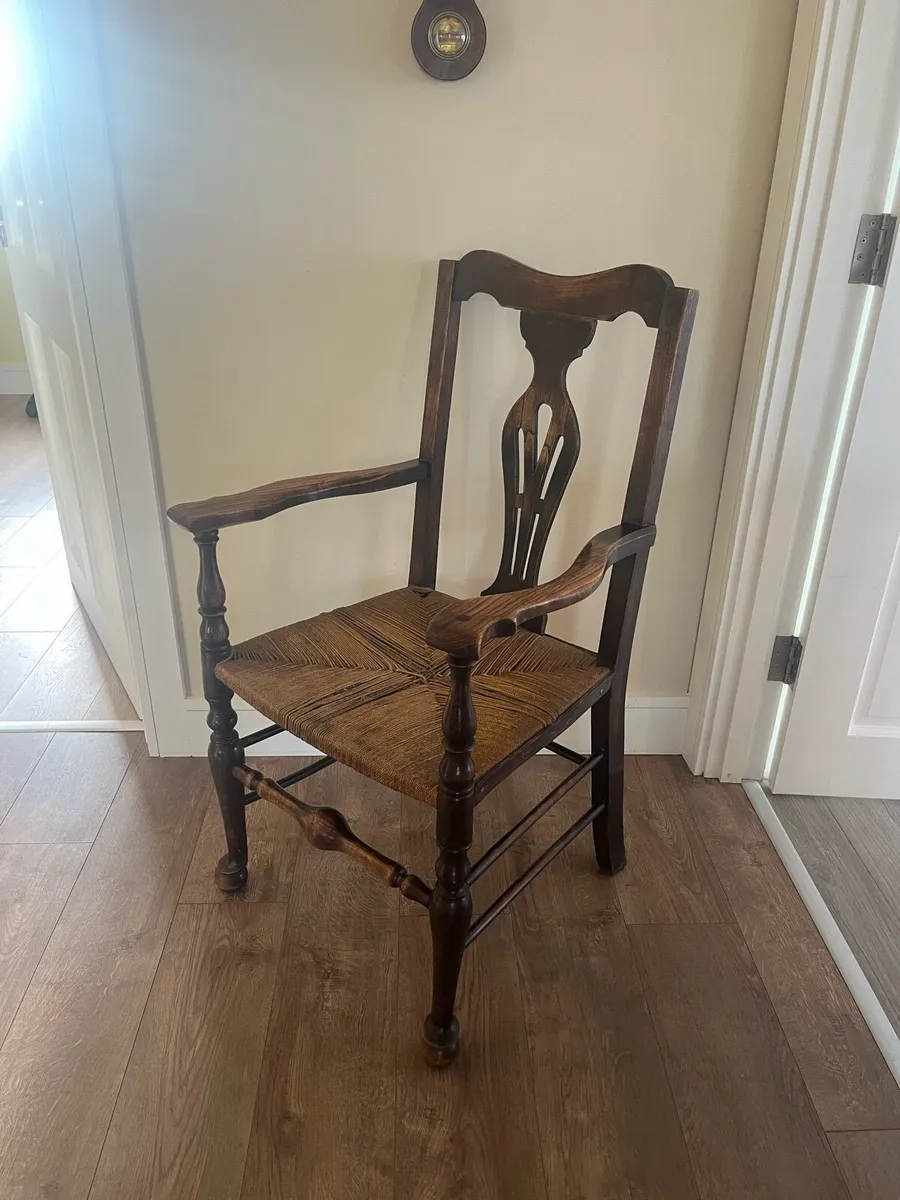 Antique Irish Provincial Elm Arm Chair - Image 1