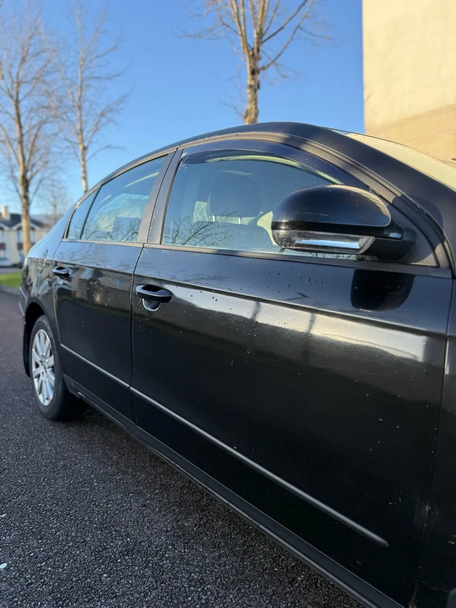 VW Passat 2.0 Diesel - NCT 10/26 + Tax 06/26 - Image 3