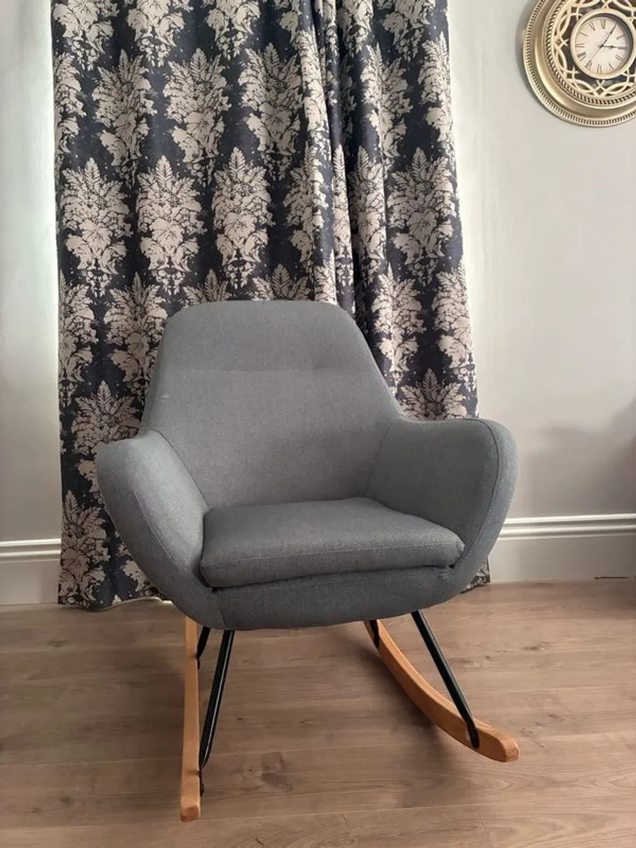 Rocking chair - Image 1