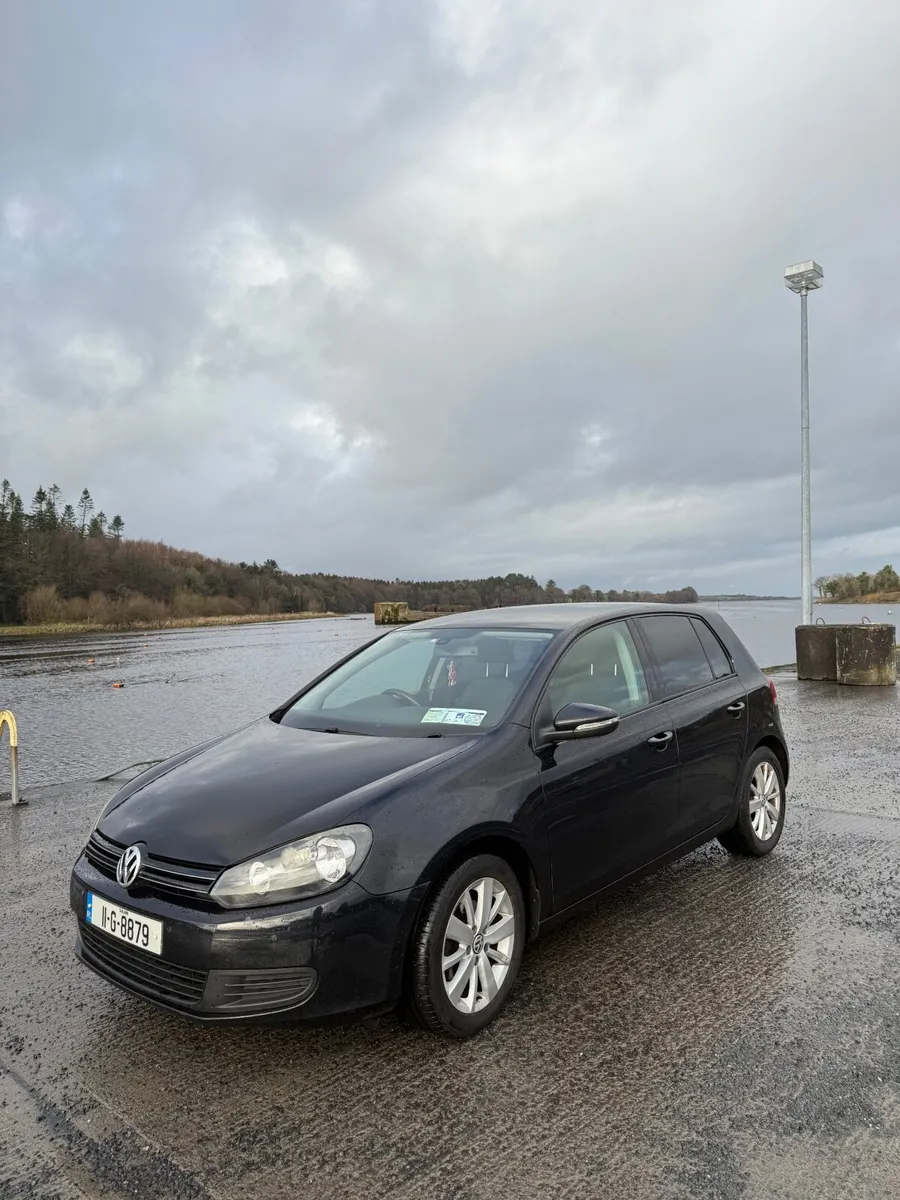 Volkswagen Golf 1.6  TDI 105PS 5 DR - Image 4