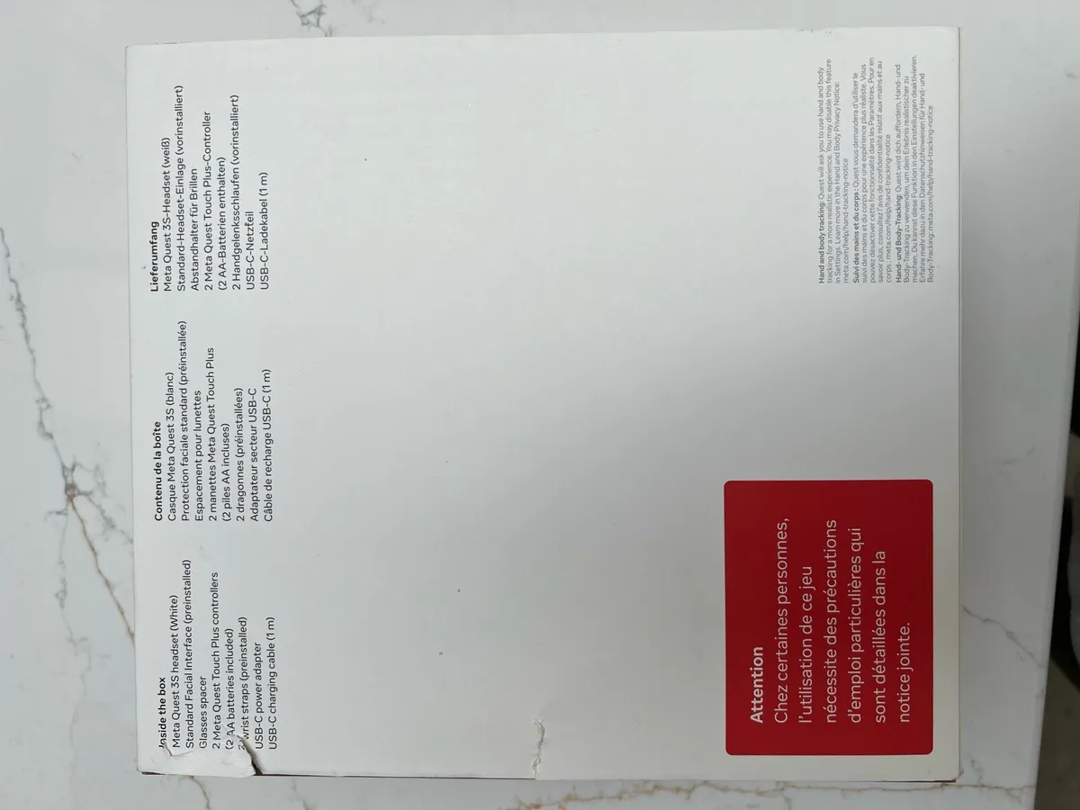 Quest 3s VR headset - Image 2