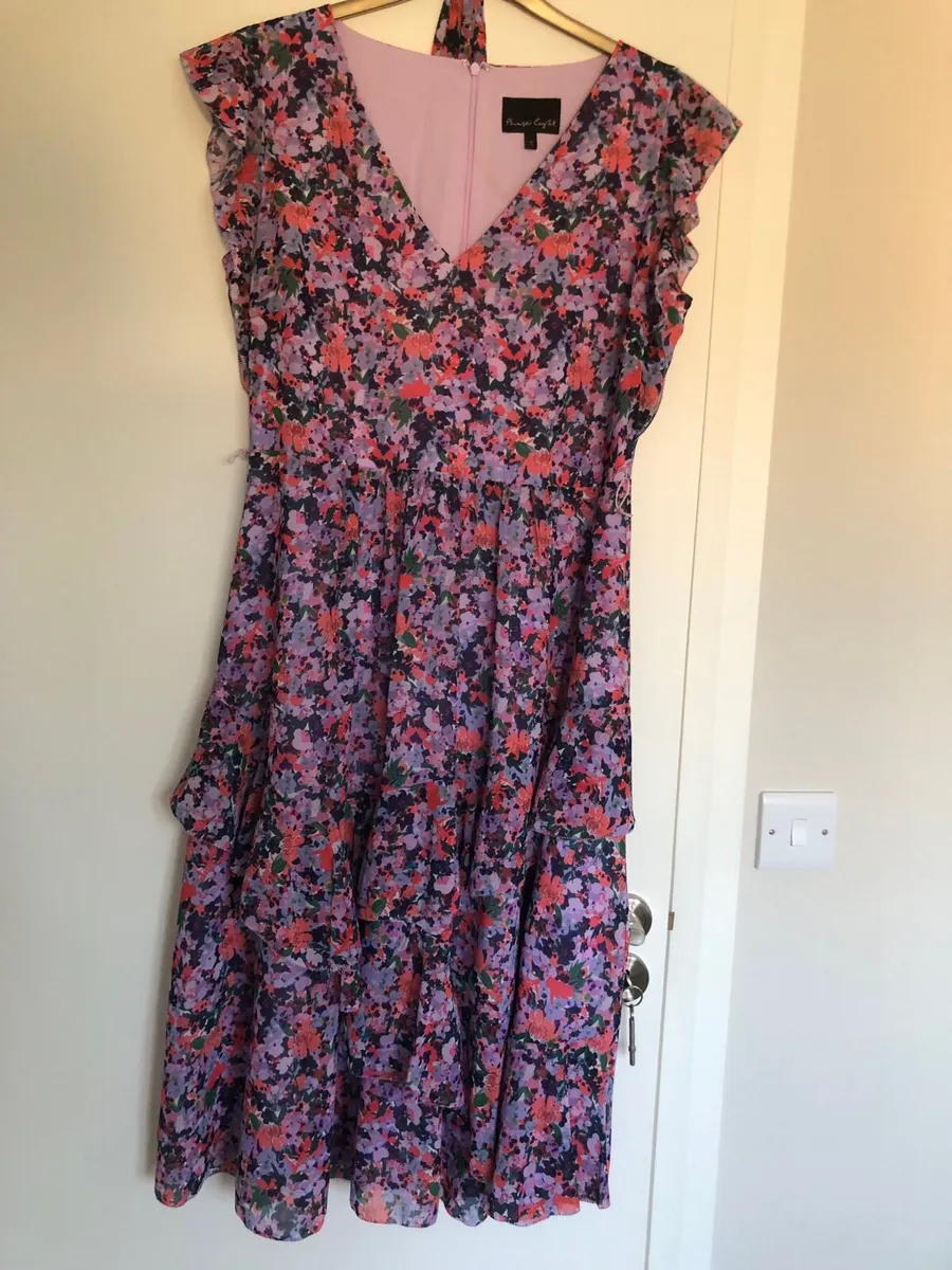Women’s clothing - Image 1