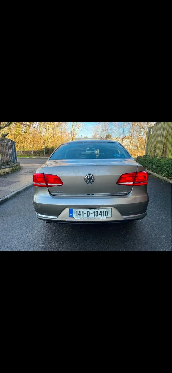 2014 Passat - Image 2