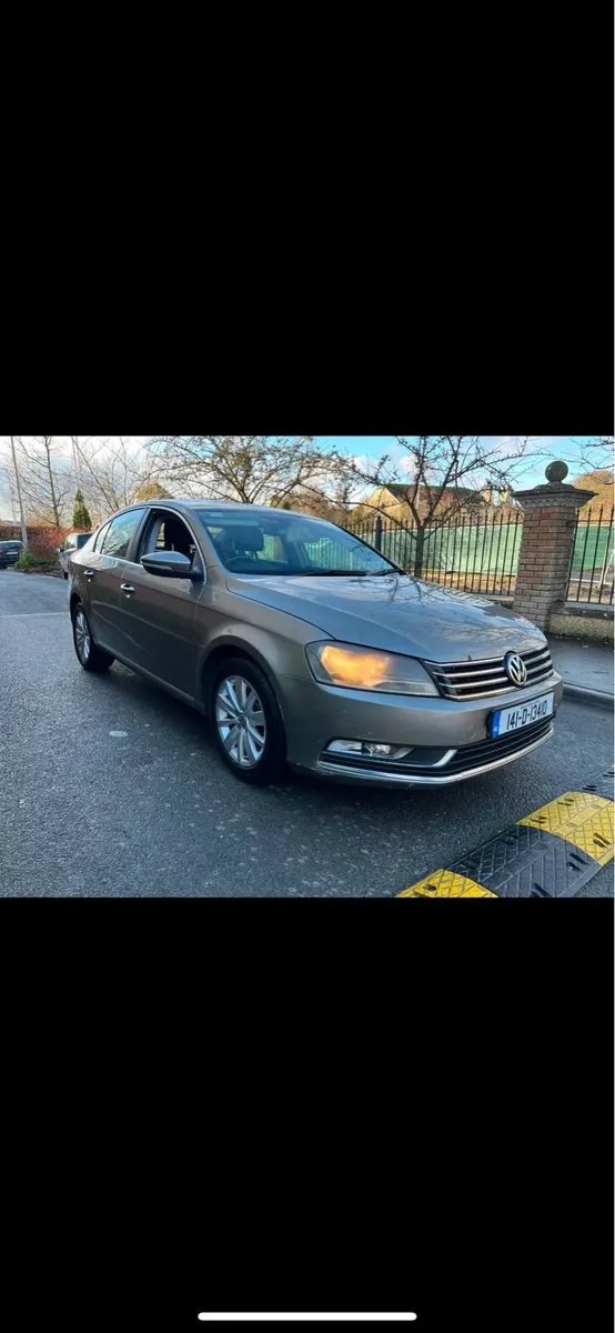 2014 Passat - Image 3