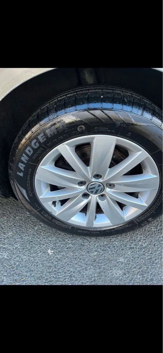 2014 Passat - Image 4