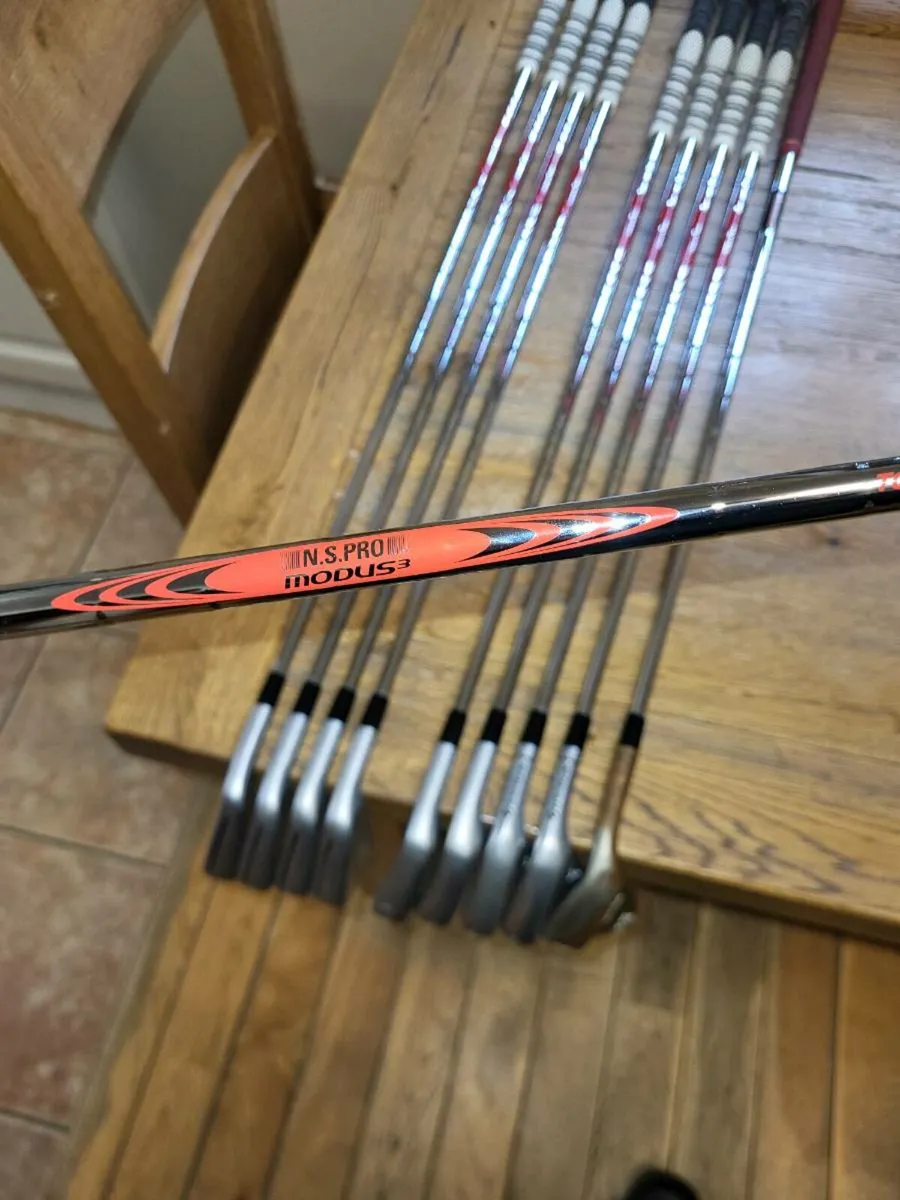 TaylorMade p790 irons - Image 4