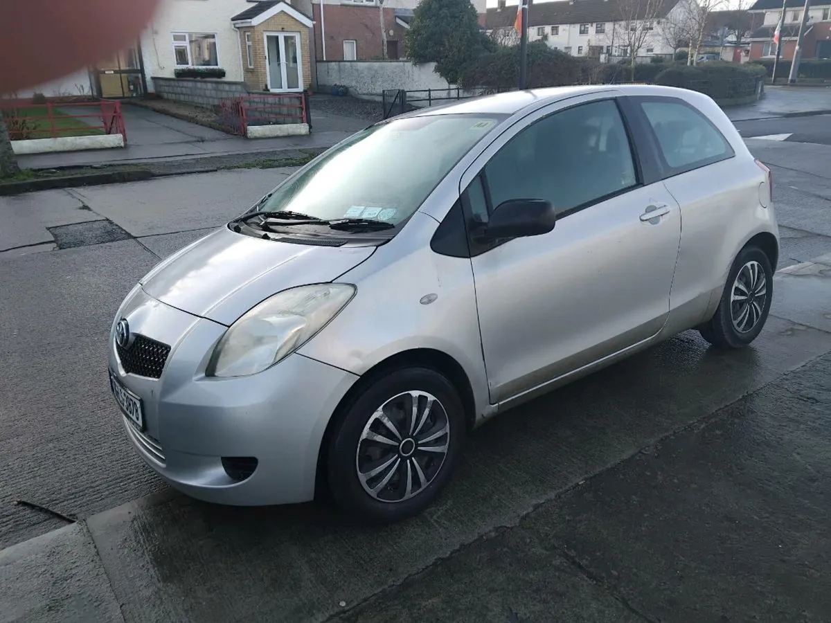 Toyota yaris AUTOMATIC - Image 1