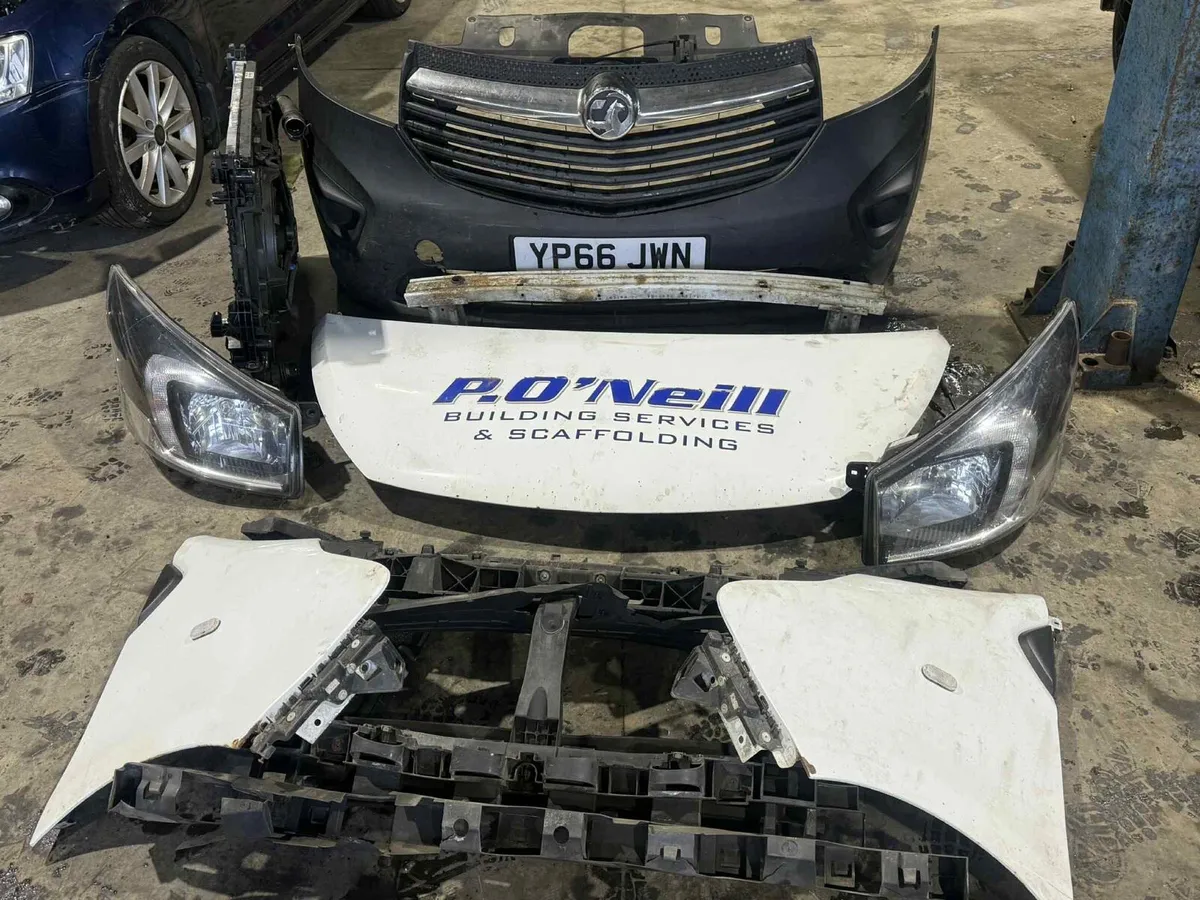 2016 Vauxhall Vivaro breaking - Image 1