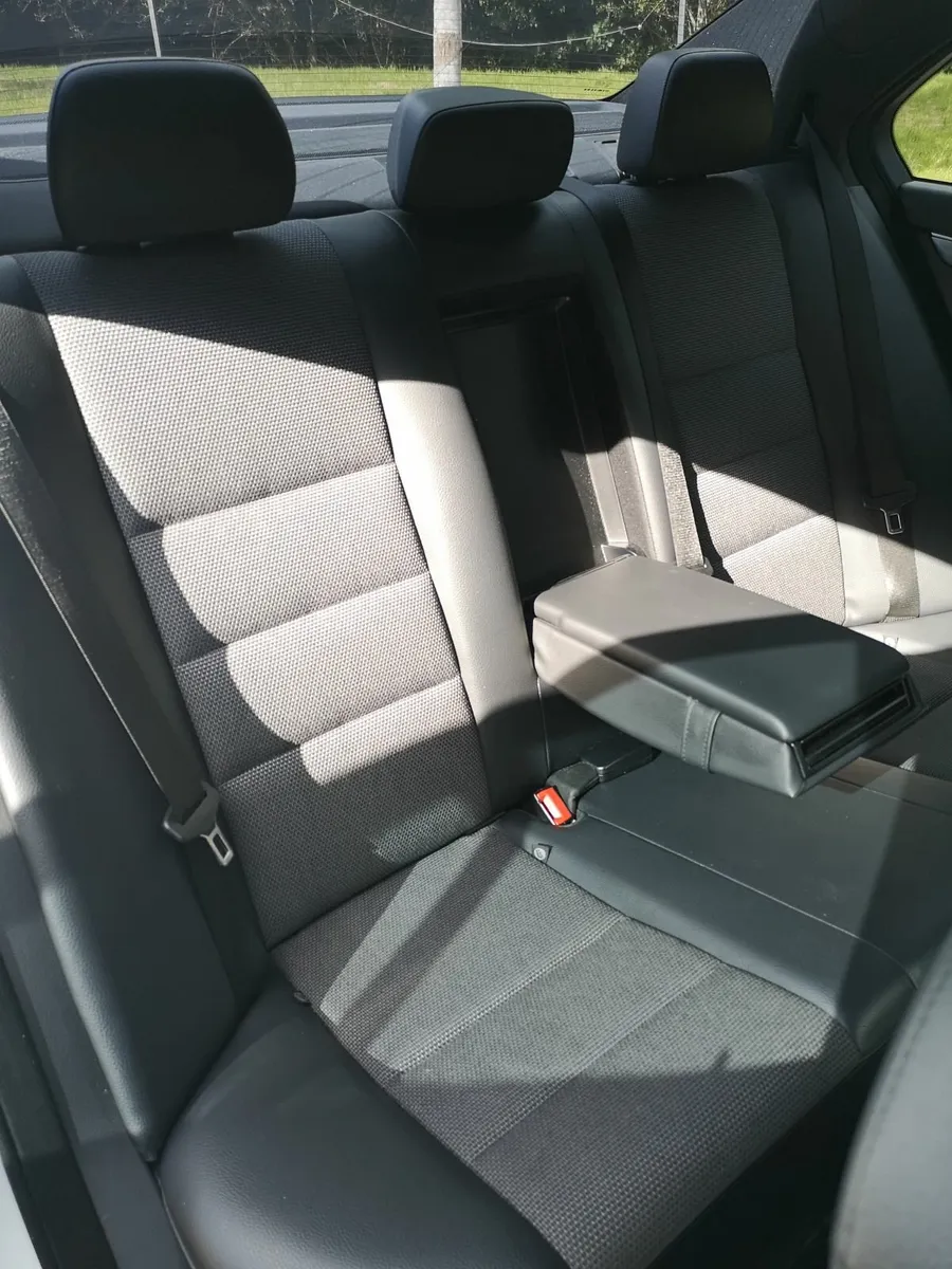 Mercedes-Benz C-Class 2013 - Image 3