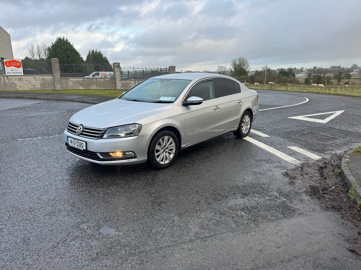 Vw Passat 1.6 HighLine - Image 1