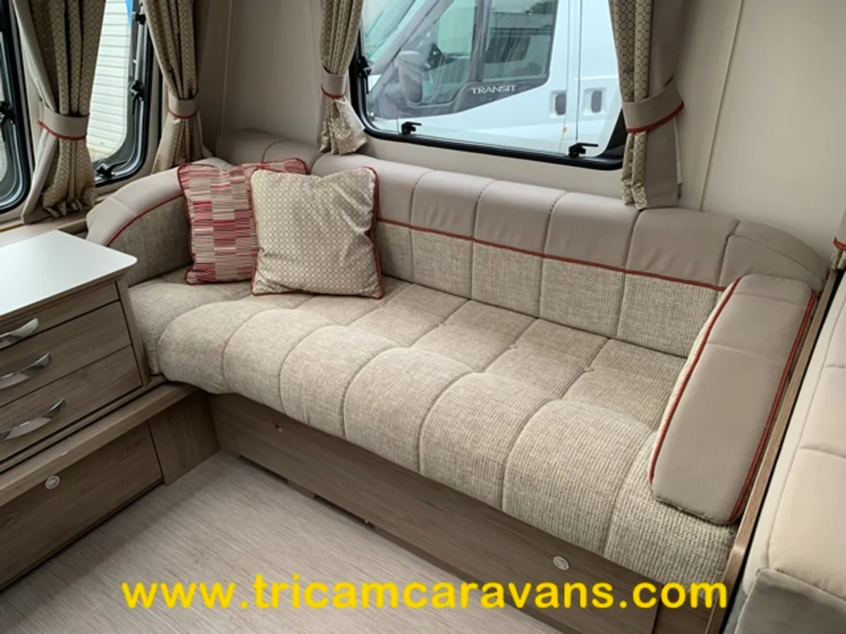 2017 Compass Kensington 866/6 8' Wide, Fixed Bunks - Image 4