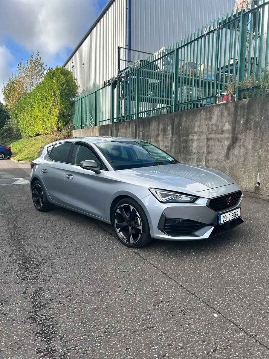 Cupra Leon 1.5 ETSI 150HP DSG 5 AUTOMATIC - Image 2