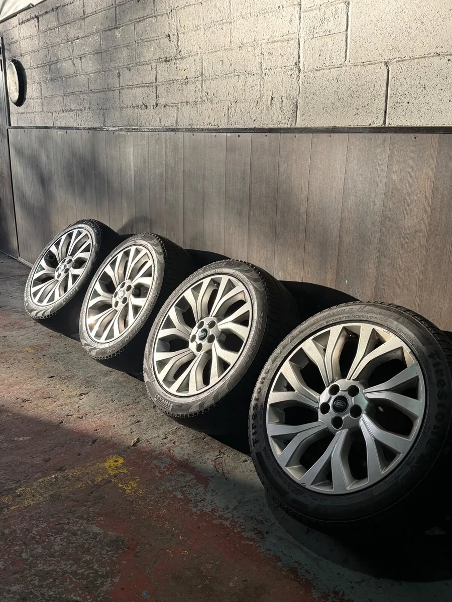 Genuine OEM Land Rover/Range Rover Alloy Wheels - Image 1