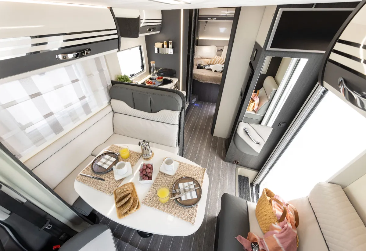 Island Fixed Bed Motorhome - Image 2