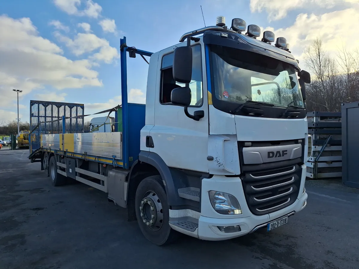 2002 DAF CF FAR 340 Truck For Auction - Image 4