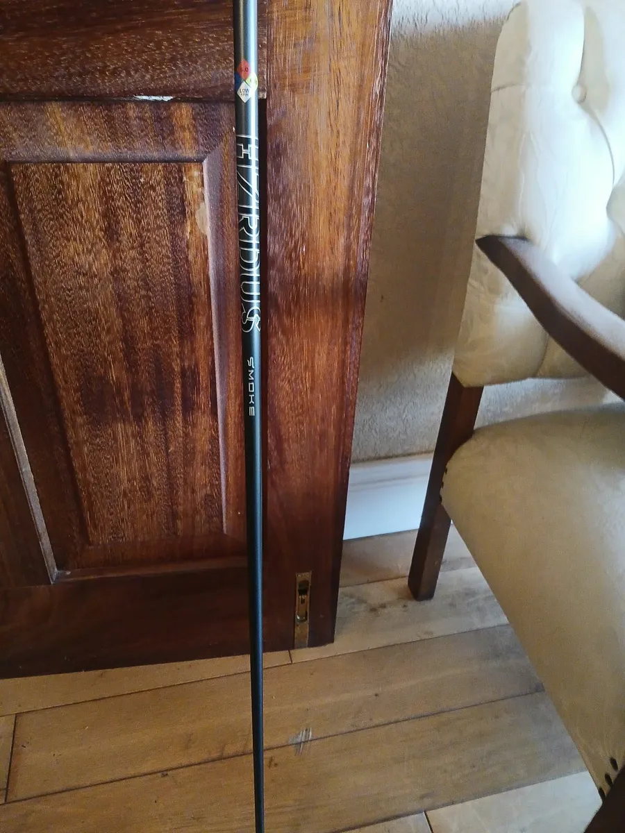 Hzrdus smoke black driver shaft as new - Image 1
