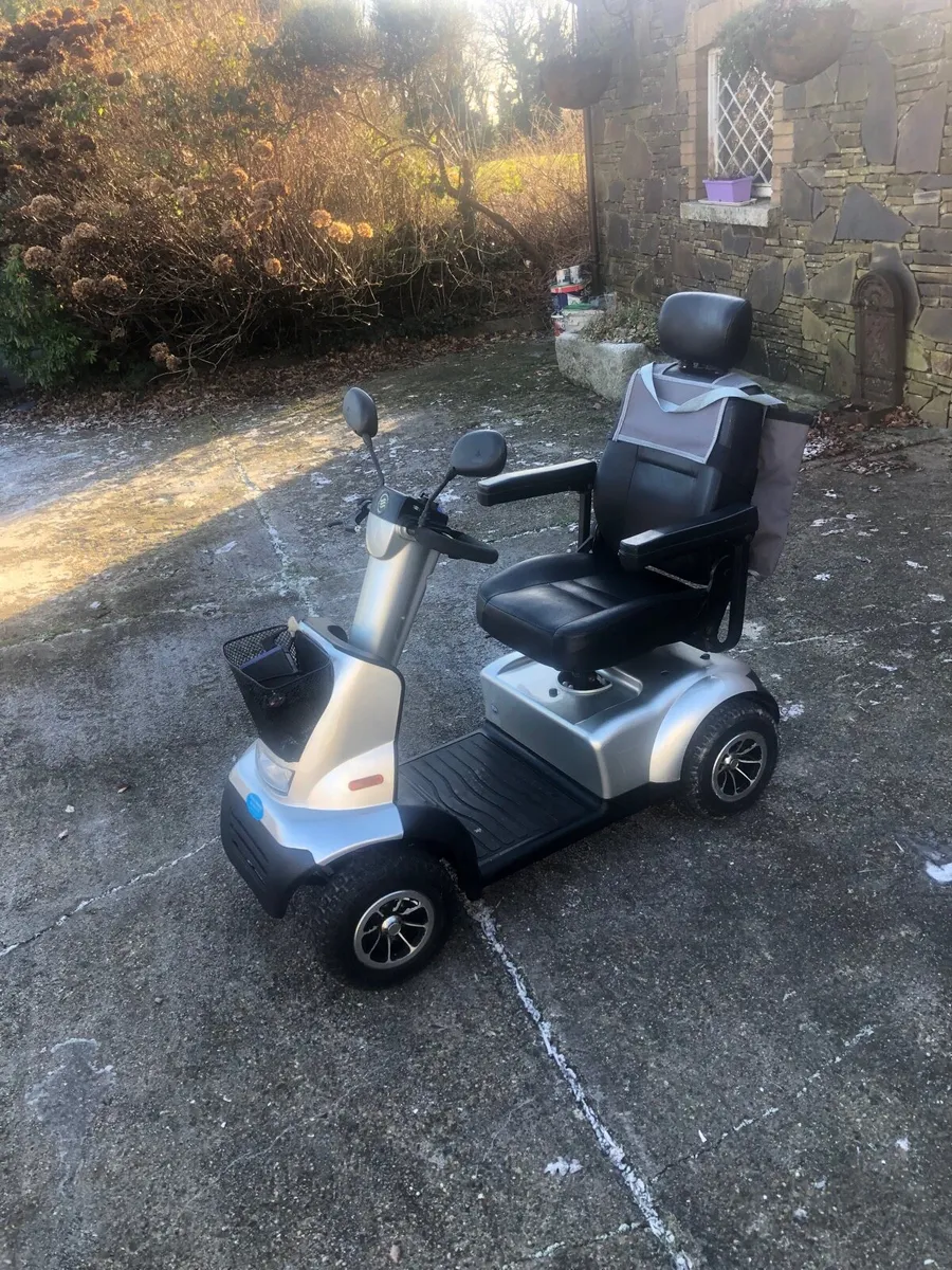 Mobility scooter - Image 2