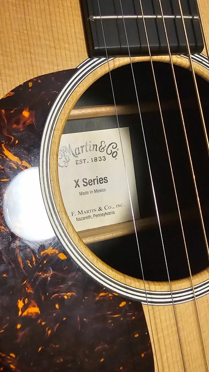 Left handed Martin & Co X series Guitar - Image 3