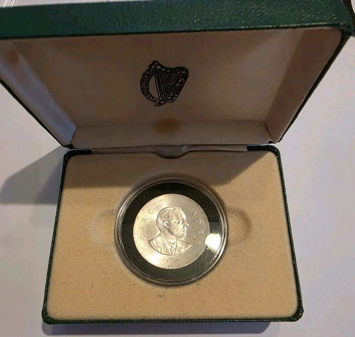 1966 commerative silver 10 shillings - Image 3