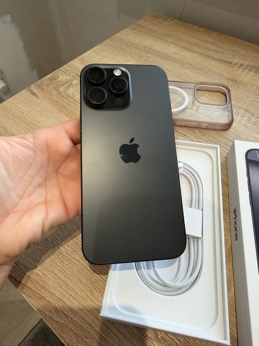 iPhone 16 Pro Max Black Titanium 256GB Unlocked - Image 2