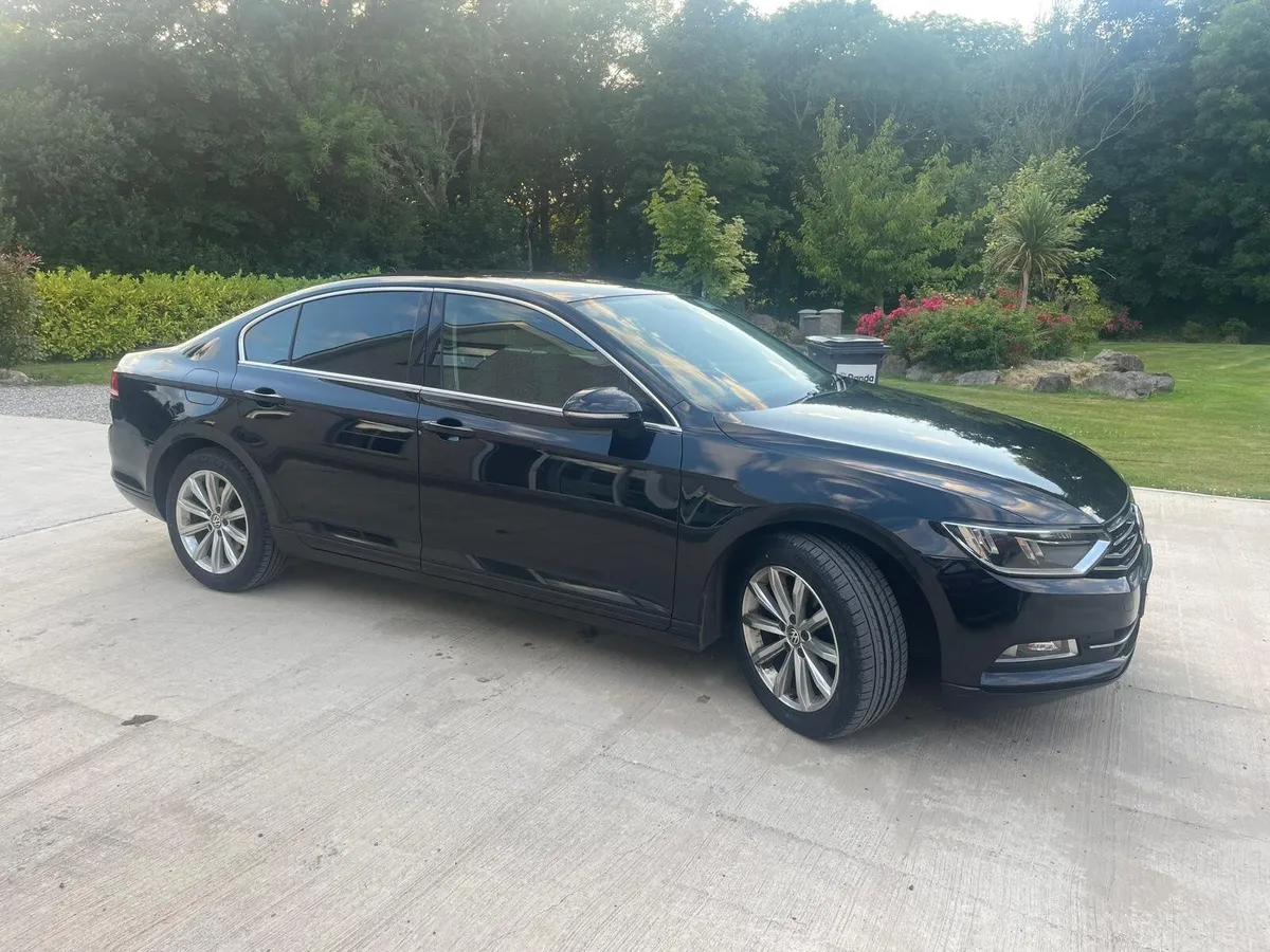 Volkswagen Passat 2016 - Image 1
