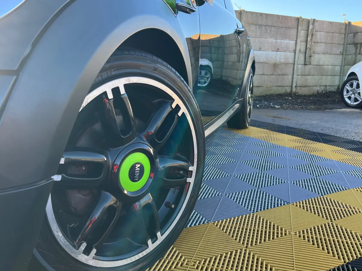 Mini Cooper 1.6 Auto Petrol - Image 3