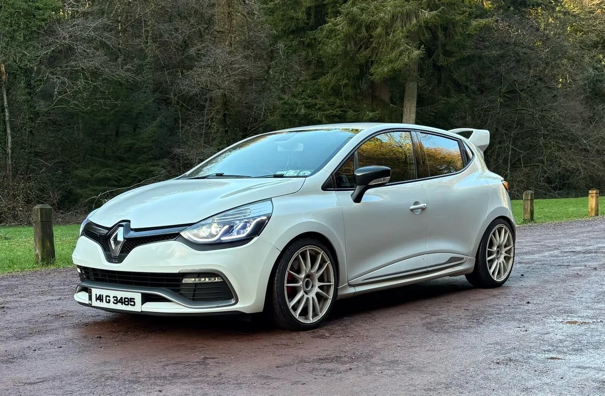 Renault Clio Rs 200bhp - Image 2