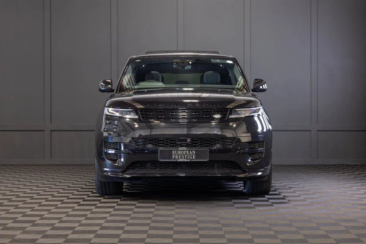 2024 Range Rover Sport P460e Dynamic SE - Image 2