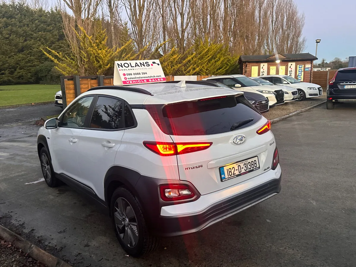 HYUNDAI KONA EV - Image 4
