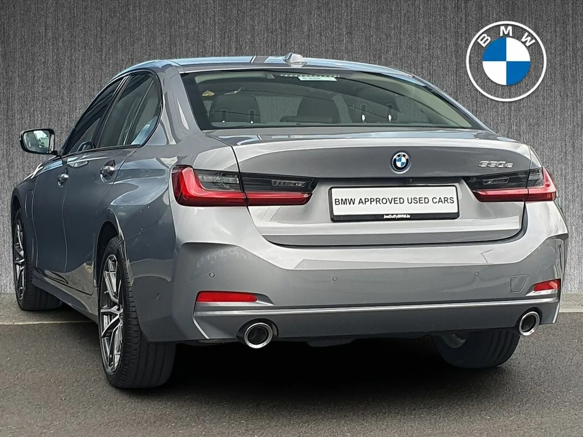 BMW 3-Series 330e Sport Saloon - Image 3