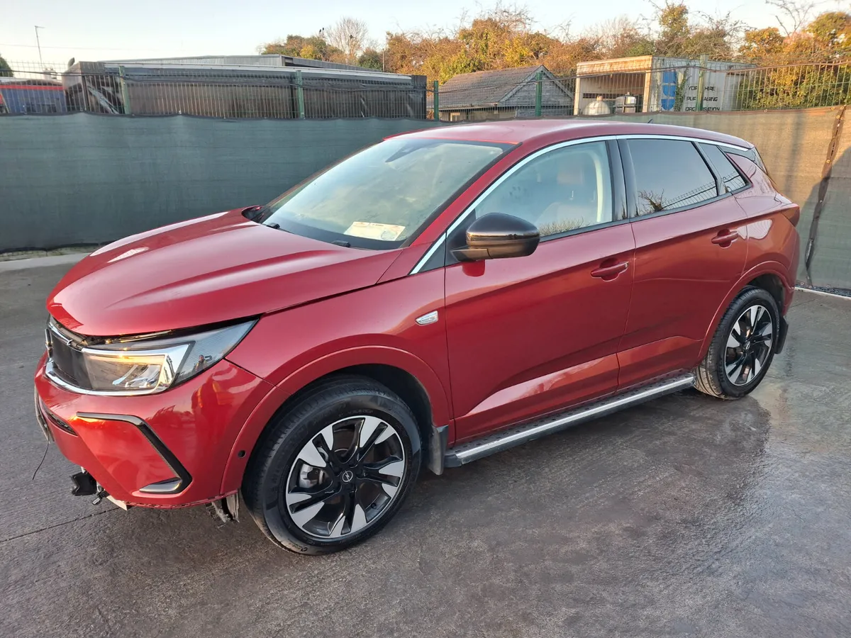 241 Opel Grandland 130bhp  Automatic - Image 1
