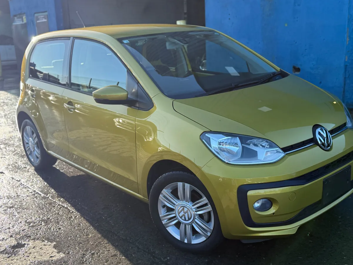 2018 Volkswagen High Up Automatic - Image 3