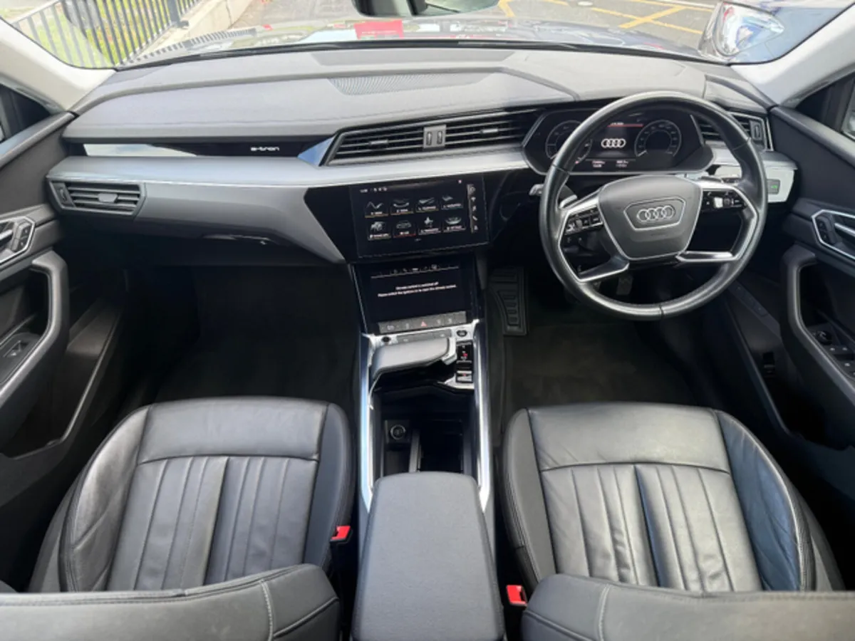 AUDI E-TRON TECHNIK 55 QUATTRO // UPGRADED ALLOYS - Image 3