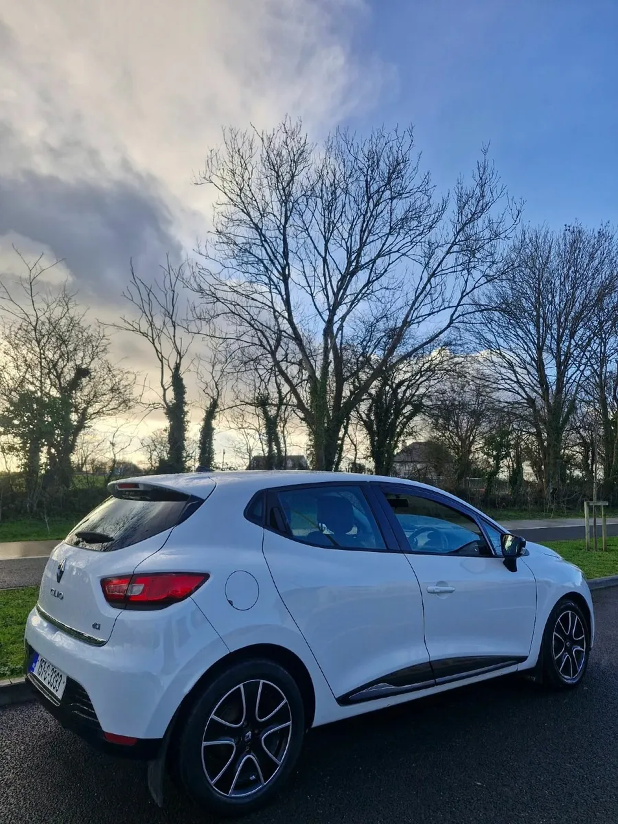 151 Renault Clio, NCT+TAX - Image 4