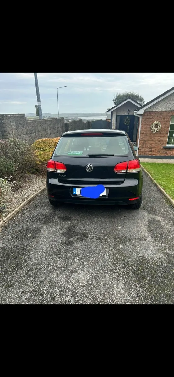 Volkswagen Golf 2011 - Image 2