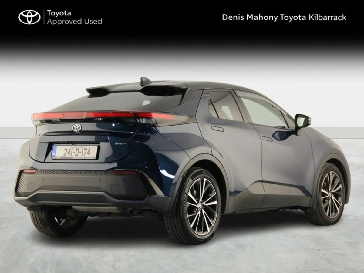 Toyota C-HR Hybrid Sol - Image 2