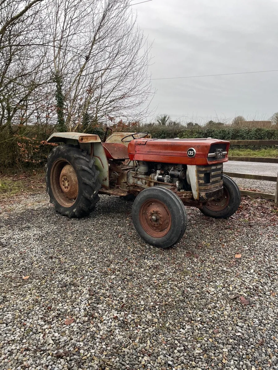 Massey Ferguson 135 - Image 2