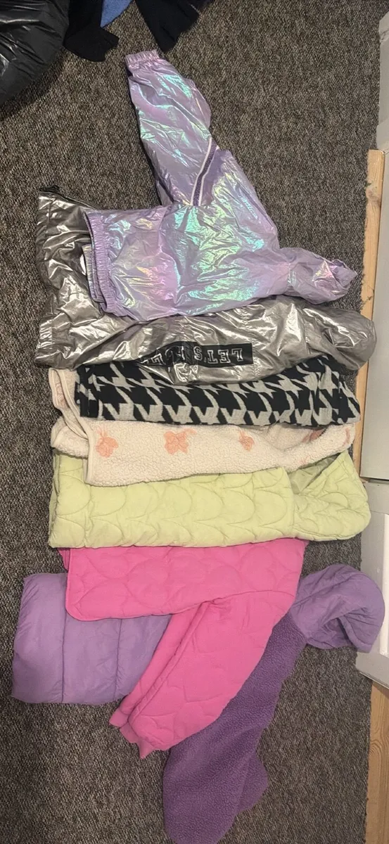 Girls clothes bundle 8-9 - Image 4