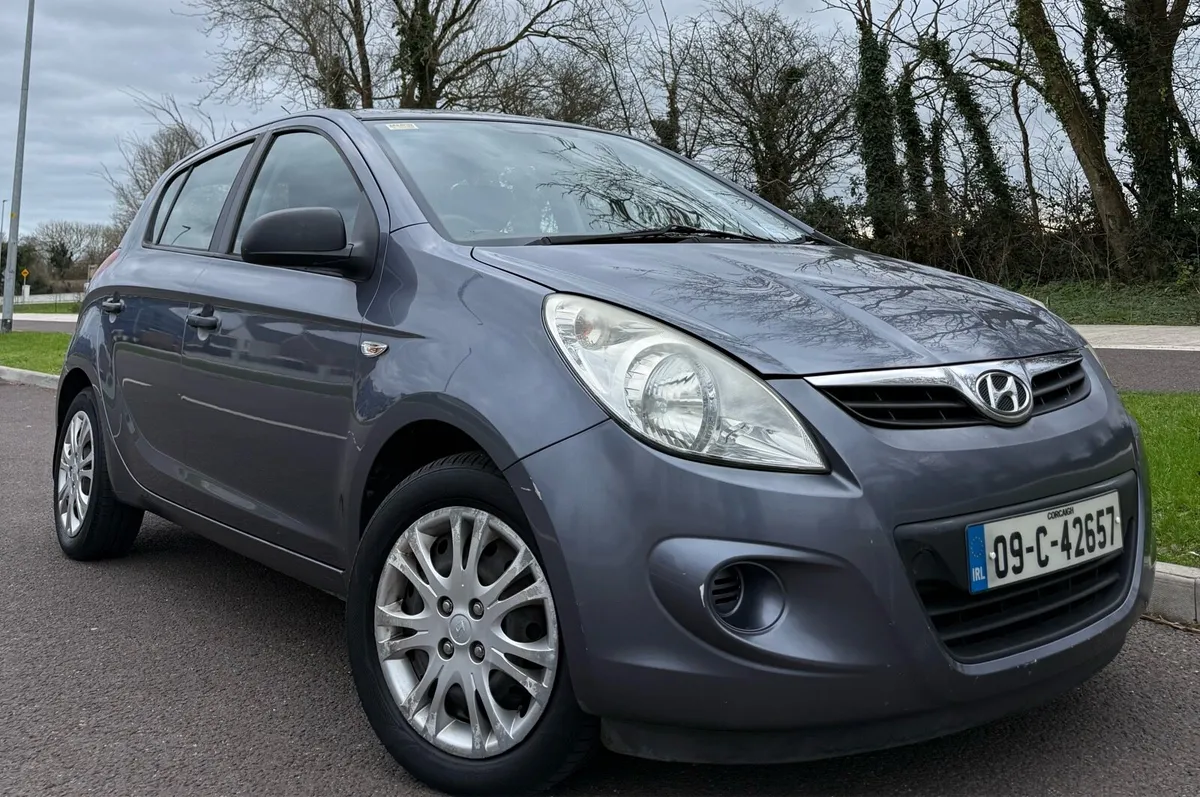 Hyundai i20 Low miles - Image 1