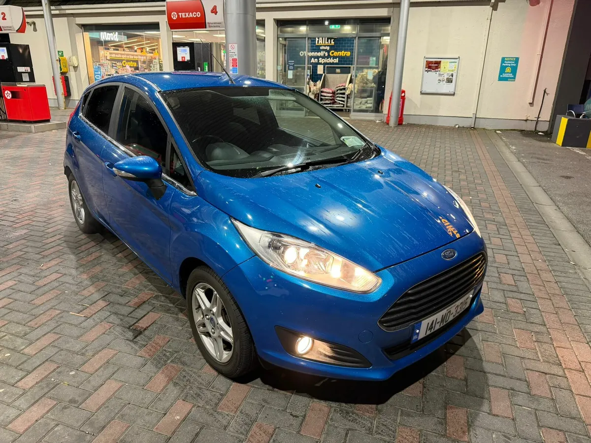 2014 FORD FIESTA NCT 10-26 TAX 4-26 PETROL - Image 1