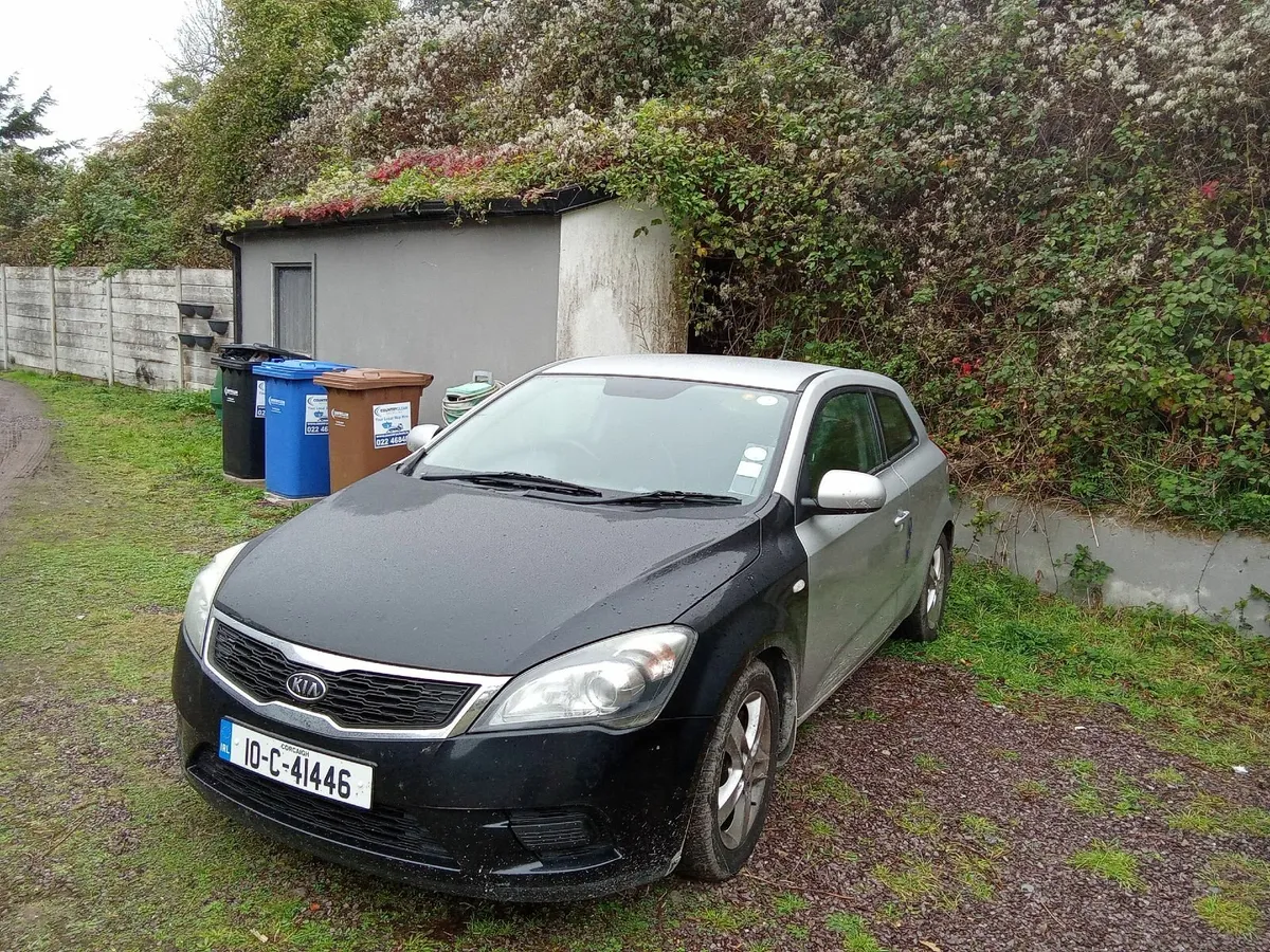 Kia Ceed 2010 - Image 4