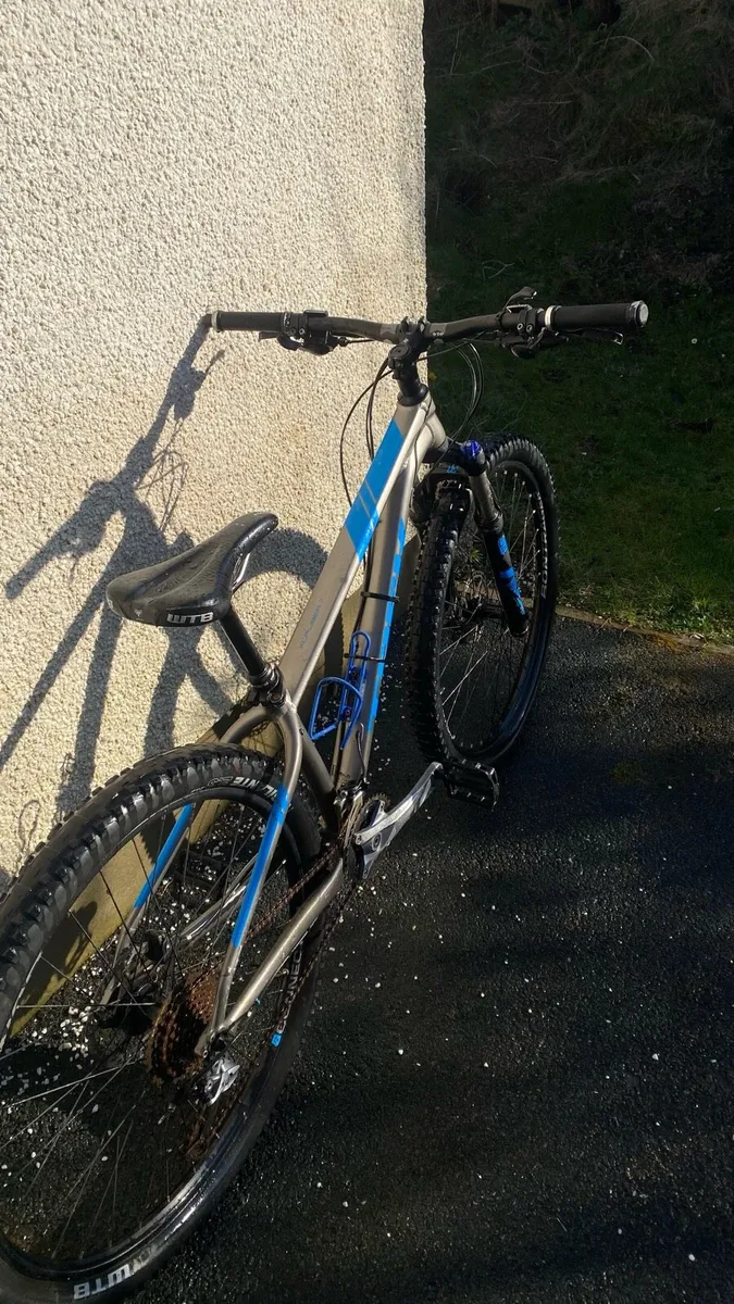 Trek mountain bike - Image 1