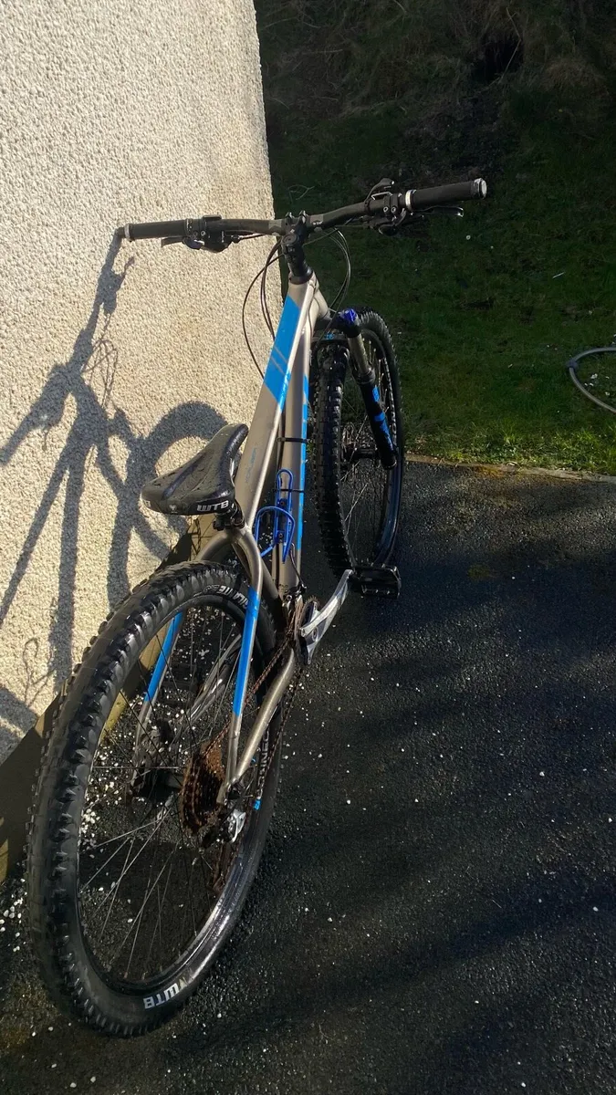 Trek mountain bike - Image 2