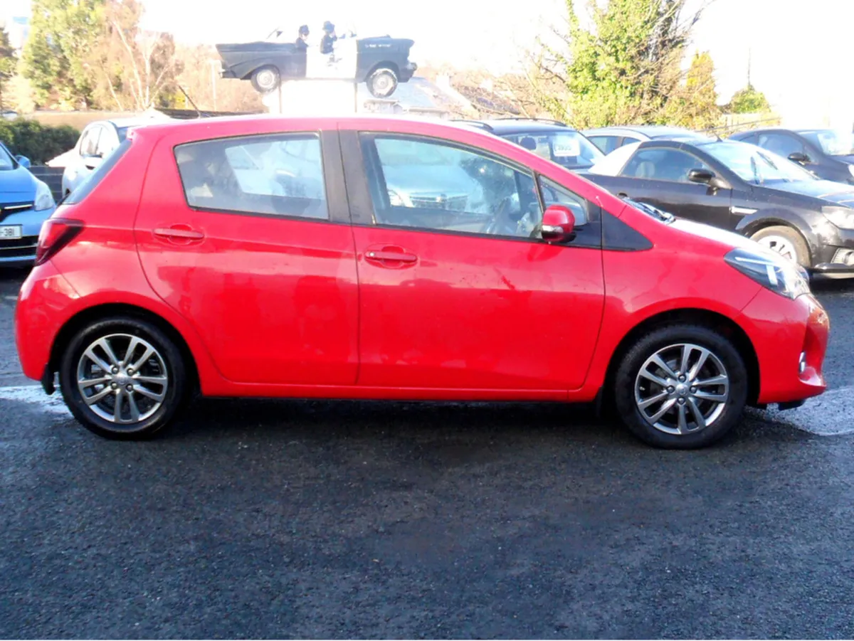 Toyota Yaris 1.3  LUNA 5-DR......NCT 07/26......TA - Image 4
