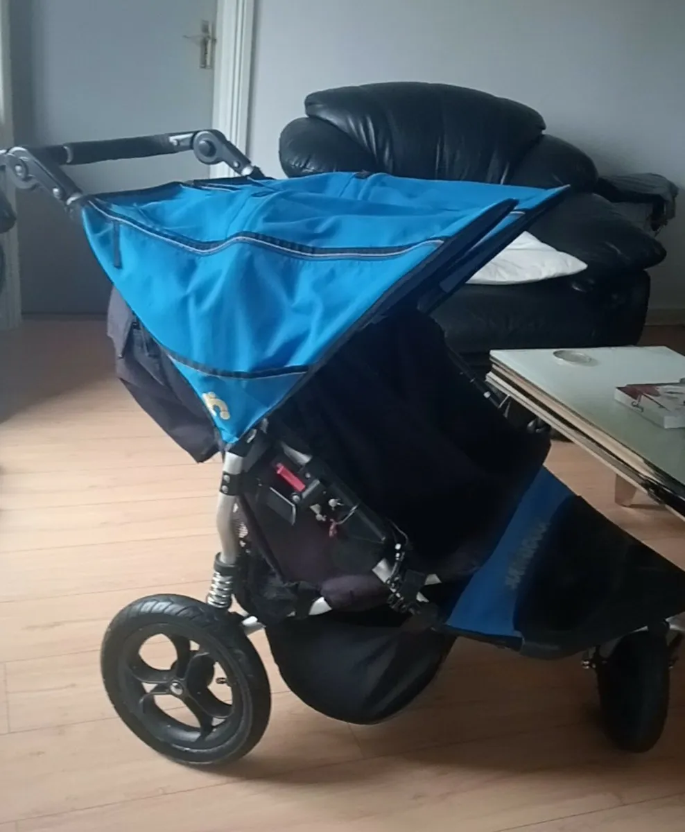 Out n about double buggy - Image 1